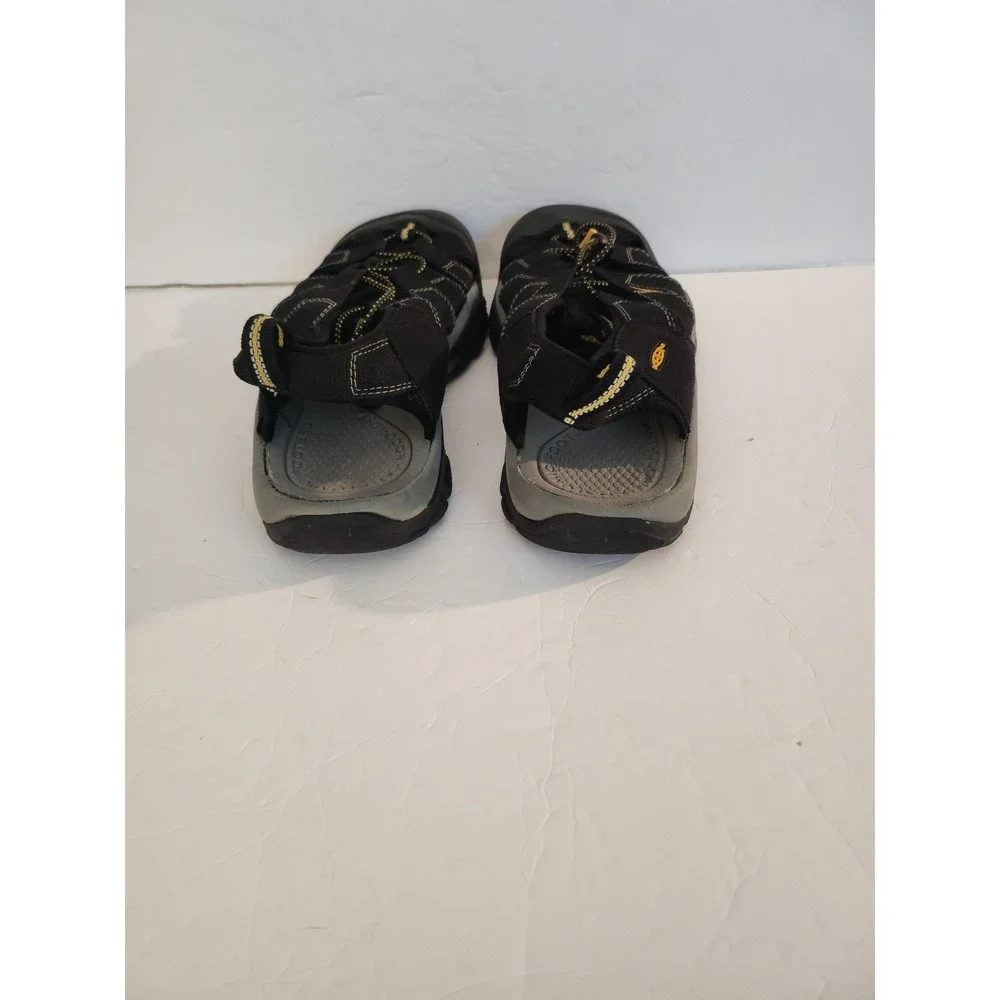 Hiking outdoors Keen Newport H2 Mens Black Yellow Waterproof  Water Sandals